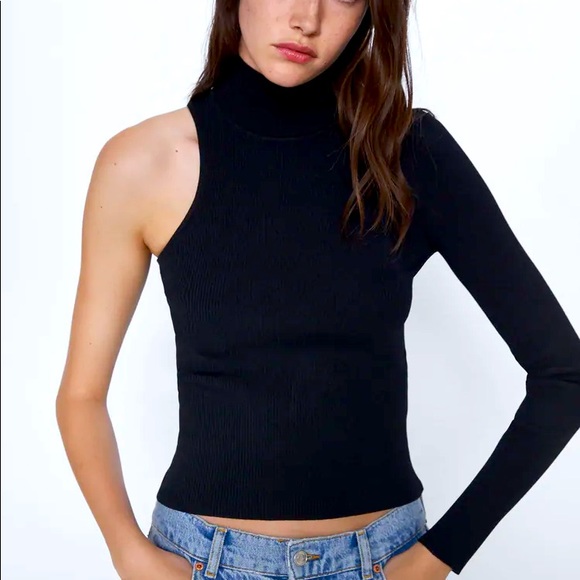 ❌SOLD❌ Zara Asymetric Knit Single Sleeve Top - Picture 1 of 3